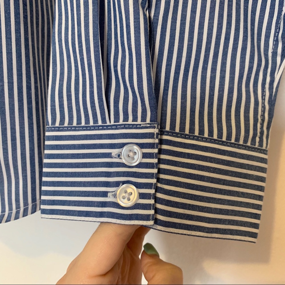 ๐ 2 for $20! ๐ Christopher & Banks Button-Up - Picture 5 of 5
